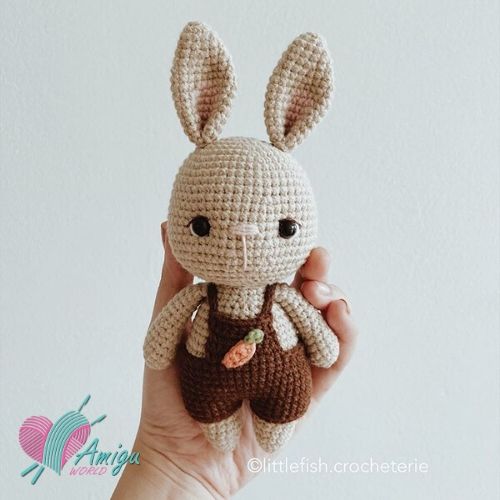 Thỏ Hazelnut đáng yêu bằng len – Chart móc Trung Quốc