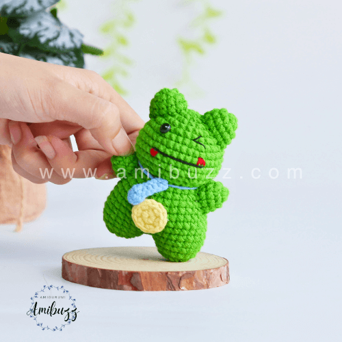 Cute Chubby Frog Amigurumi – Free Crochet Pattern for Beginners