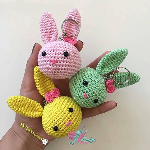 Bunny keychain amigurumi – Turkish Pattern