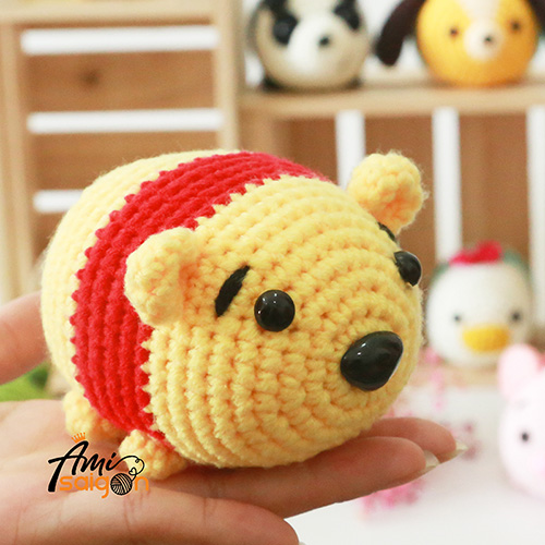Chart móc gấu pooh bằng len bởi Ami Saigon