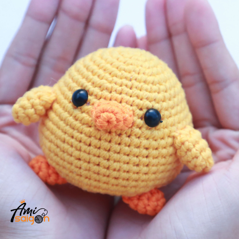 Amigurumi little Chick Crochet pattern