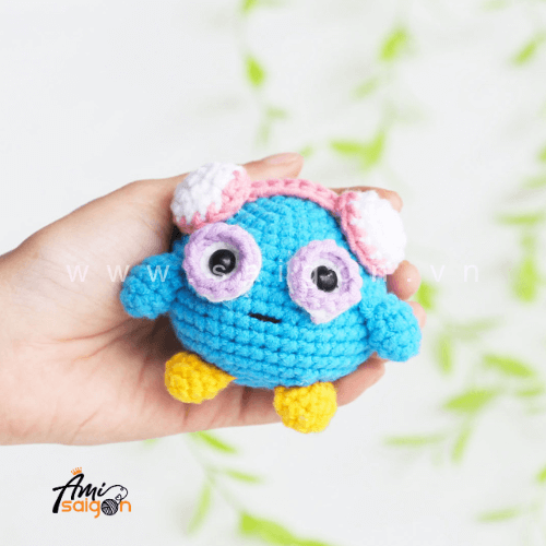 Free amigurumi chubby penguin crochet pattern