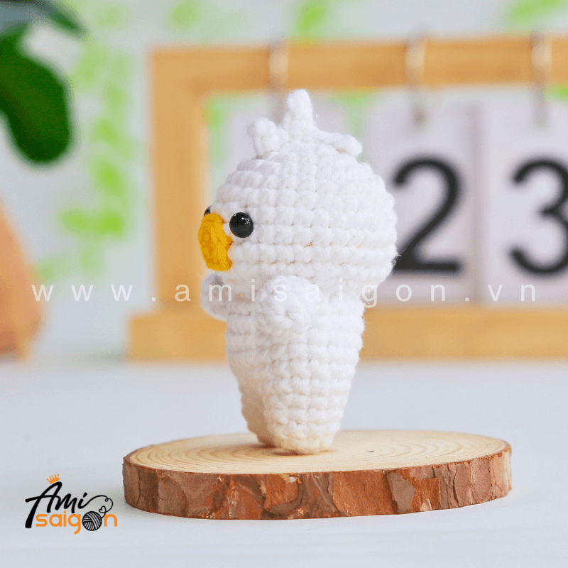 Amigurumi Chicken - Free Crochet pattern by AmiSaigon