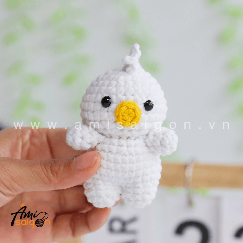 Amigurumi Chicken - Free Crochet pattern by AmiSaigon