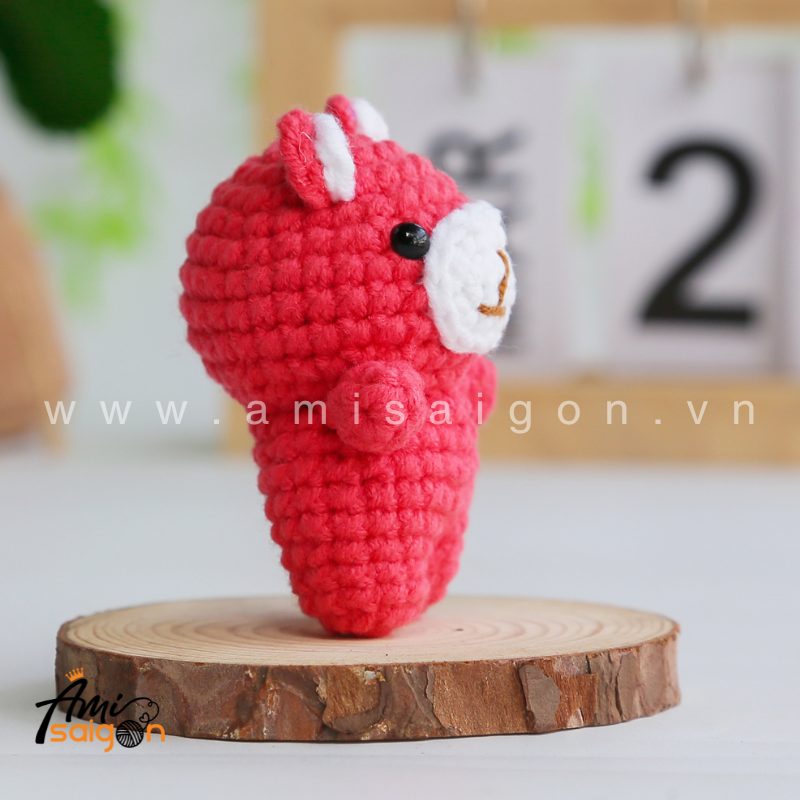 Amigurumi Strawberry Bear - Free Crochet pattern by AmiSaigon