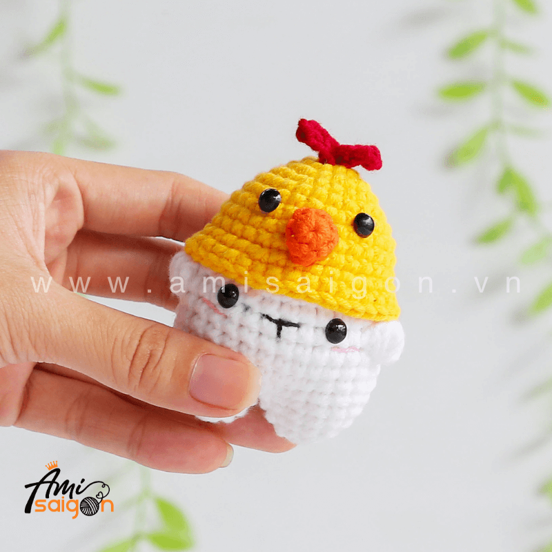 No-Sew Amigurumi Bear with Chicken hat - Free Crochet pattern by AmiSaigon
