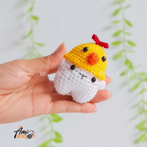 No-Sew Amigurumi Bear with Chicken Hat – Free Crochet Pattern