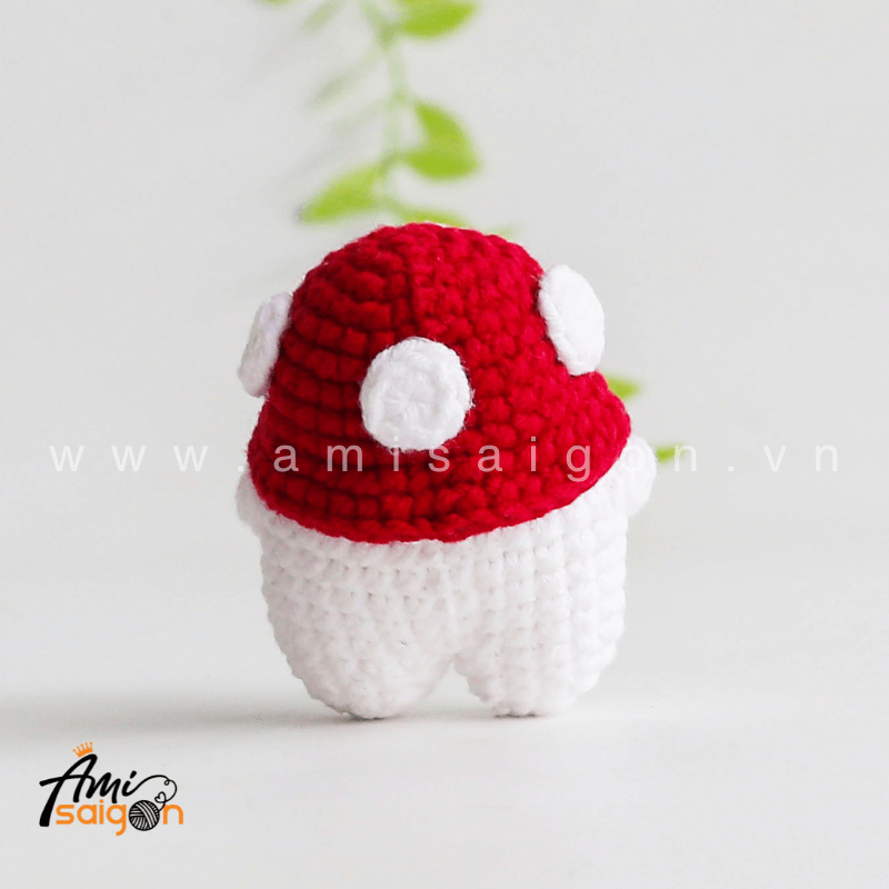 No-Sew Amigurumi Bear with Mario hat - Free Crochet pattern by AmiSaigon