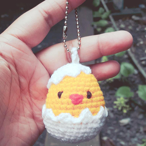Egg amigurumi keychain – China Pattern