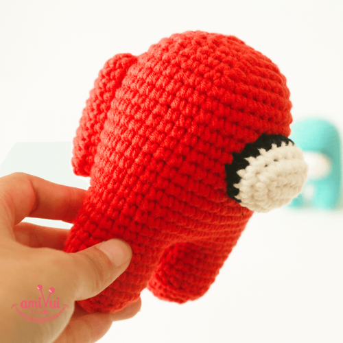 Free Among Us crochet pattern by Amivui Studio