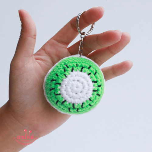Easy-to-Follow Kiwi Keychain Crochet Pattern for Beginners
