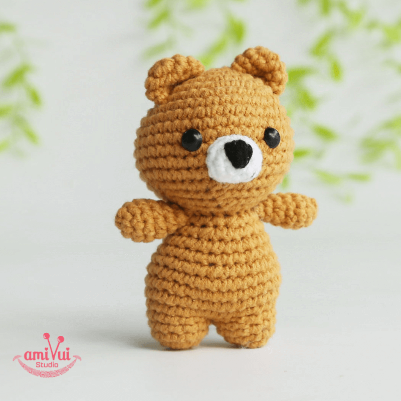 Small Bear amigurumi - Free crochet pattern