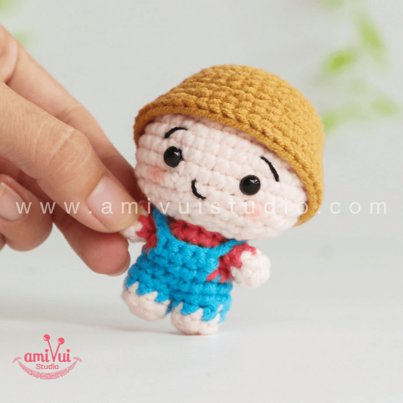 Crochet Baby Doll - Free Amigurumi Pattern by AmivuiStudio