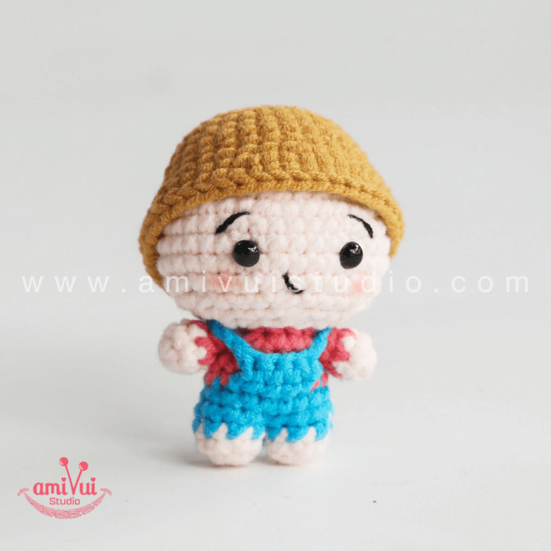 Crochet Baby Doll - Free Amigurumi Pattern by AmivuiStudio