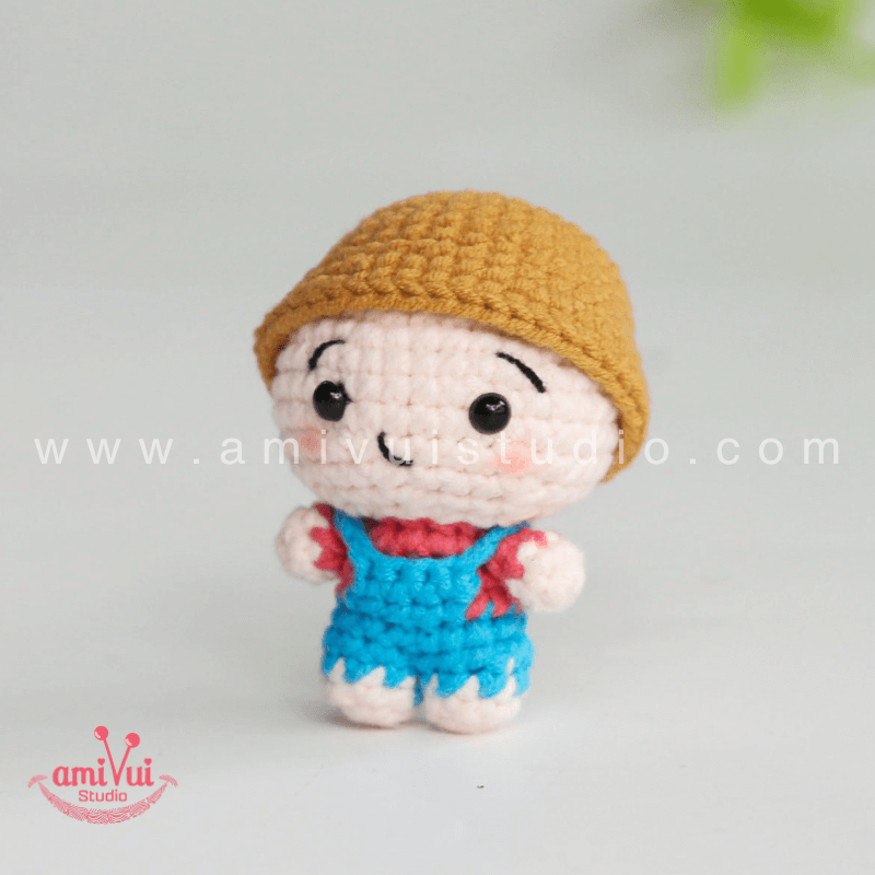 Crochet Baby Doll - Free Amigurumi Pattern by AmivuiStudio