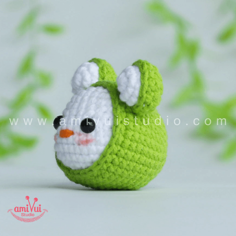 Hướng dẫn cách làm móc khoá con ếch nhỏ bằng len - Chart móc miễn phí Amivui Studio