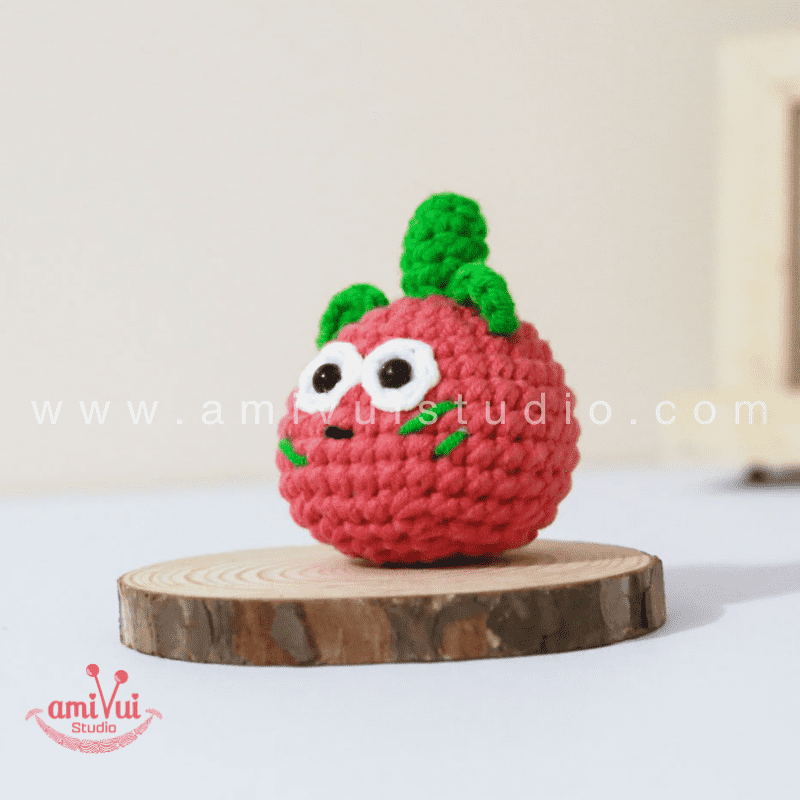 Monster keychain - Free Amigurumi Pattern by AmivuiStudio