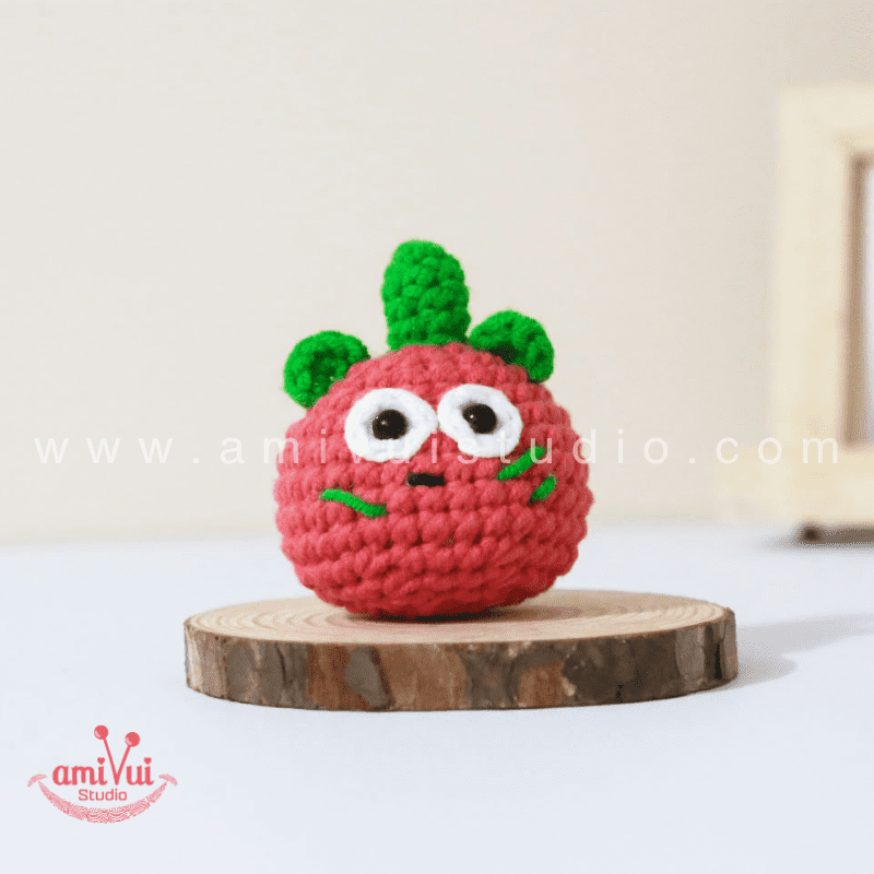Monster keychain - Free Amigurumi Pattern by AmivuiStudio